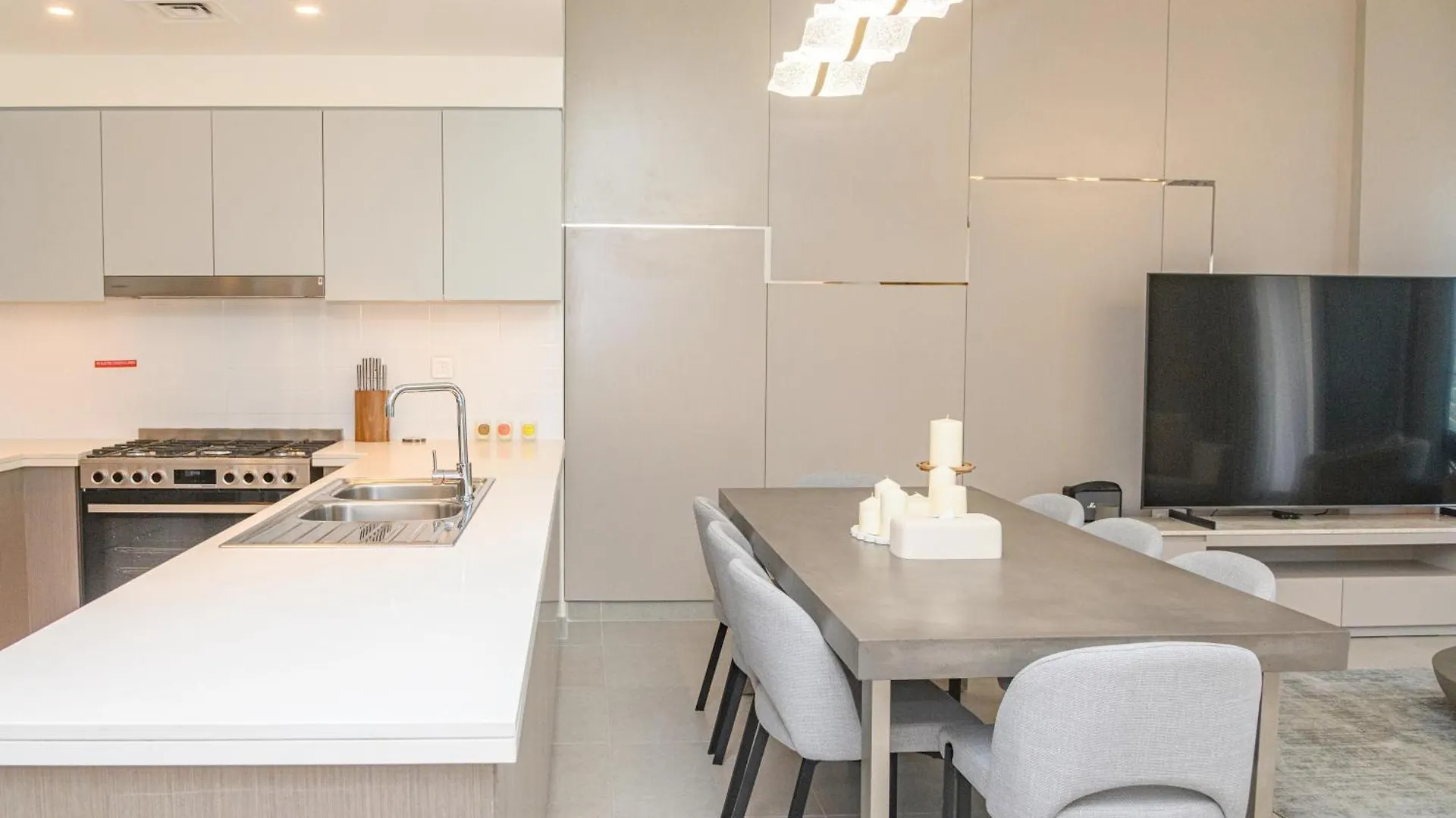Apartment Ibia Homes - Stylish Downtown Dubai Escape 3Br With City Views