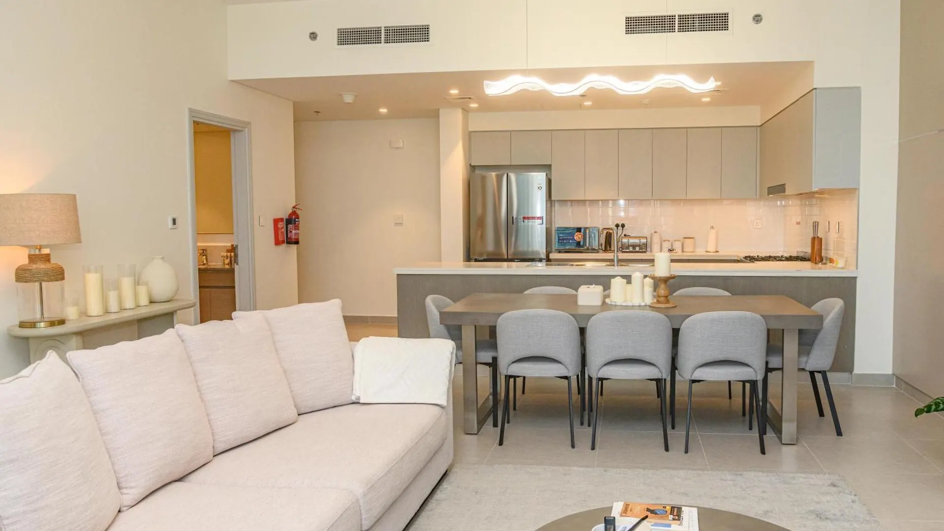 Ibia Homes - Stylish Downtown Dubai Escape 3Br With City Views United Arab Emirates